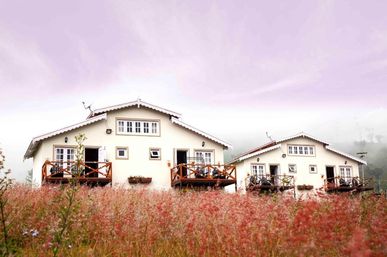 The Realm Hotel กูนูร์ ภายนอก รูปภาพ